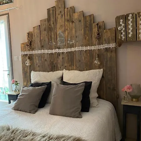 Bed & Breakfast La Maison Du Bonheur *