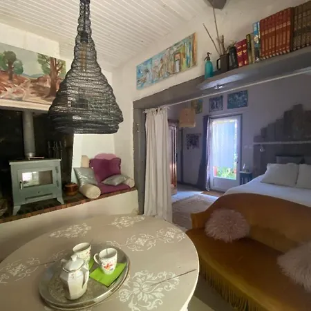 La Maison Du Bonheur Bed & Breakfast Thiel-sur-Acolin